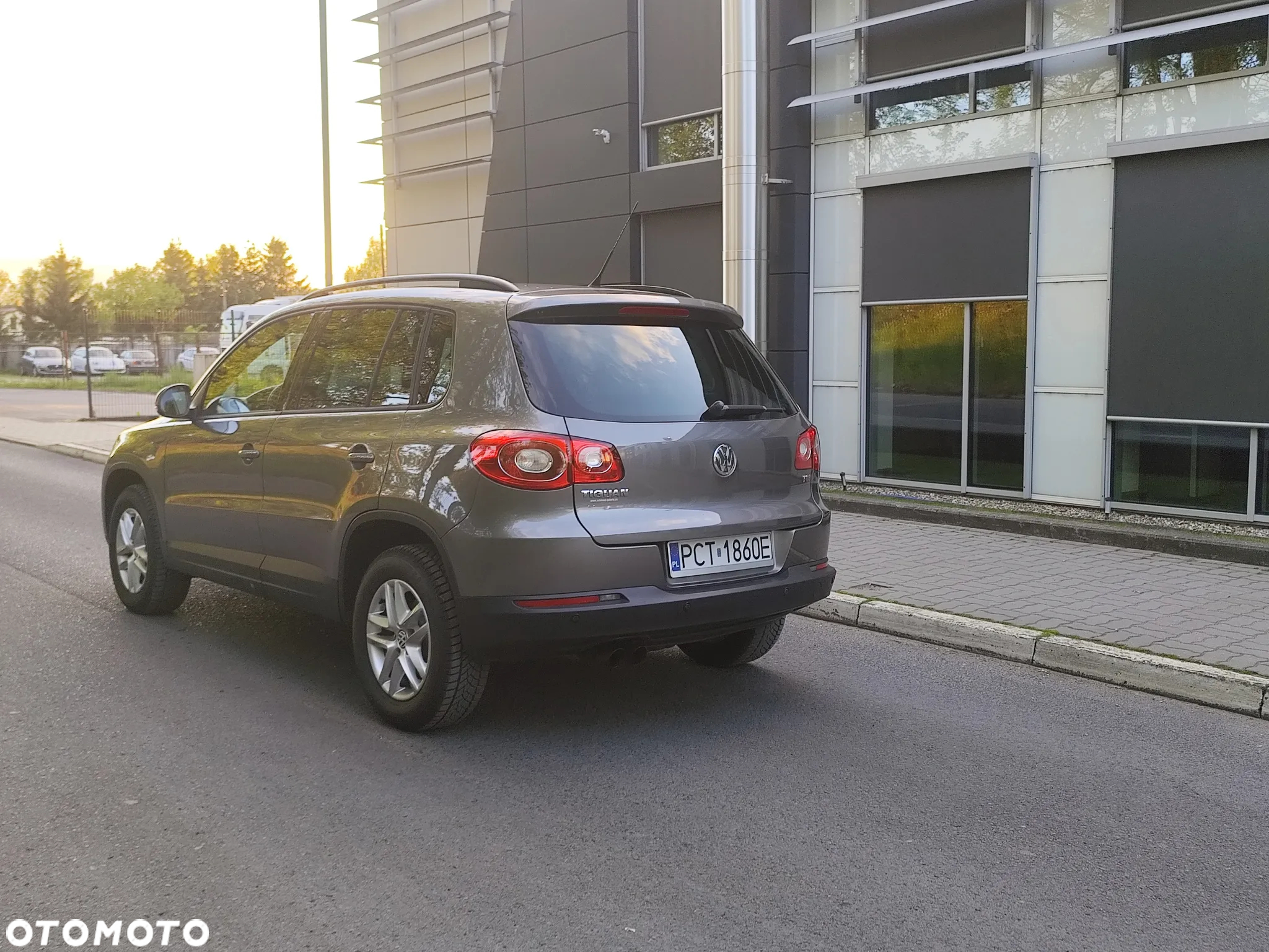 Volkswagen Tiguan 1.4 TSI BlueMotion Technology Trend & Fun - 8