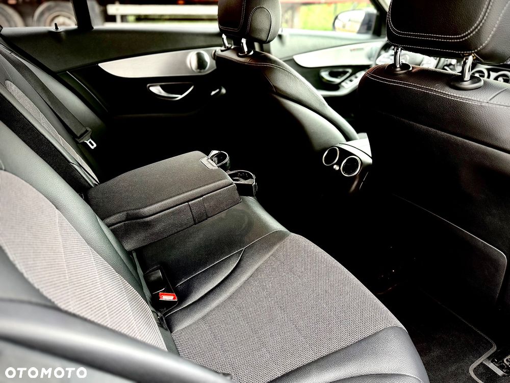 Mercedes-Benz Klasa C 200 d 9G-TRONIC Avantgarde - 40