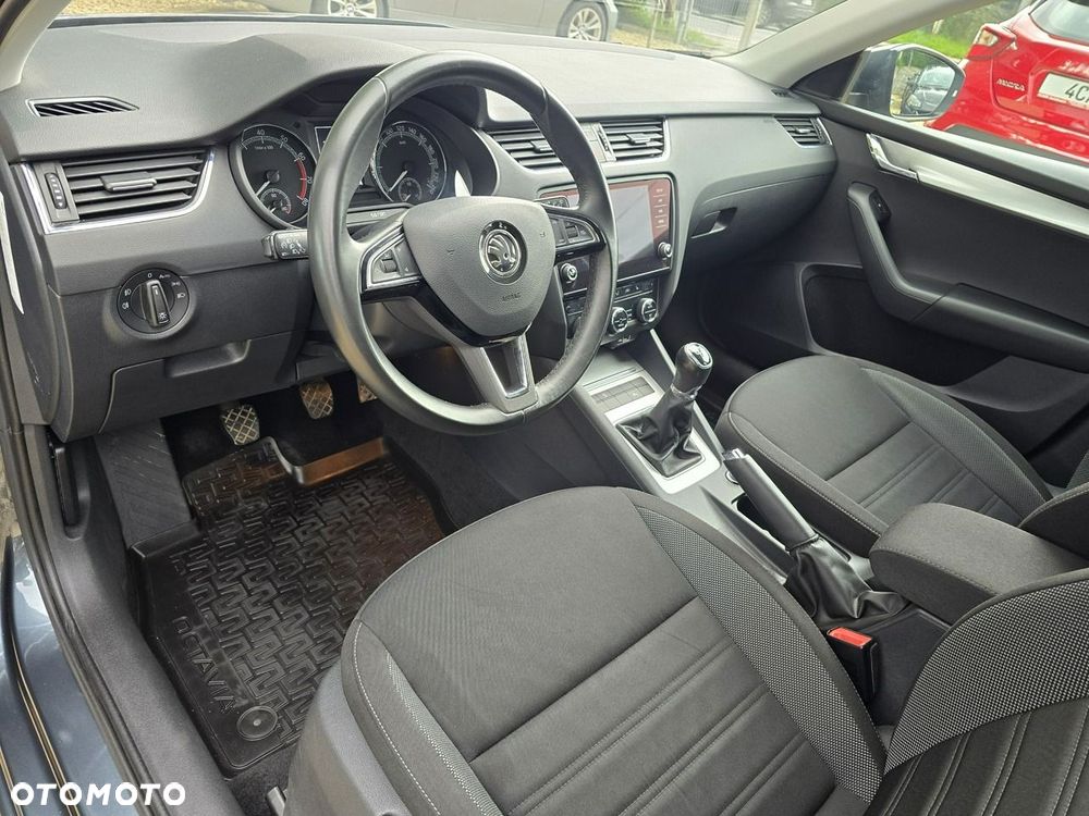 Skoda Octavia 1.5 TSI Business - 7