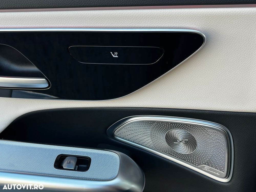 Mercedes-Benz E 400 4MATIC PHEV - 16