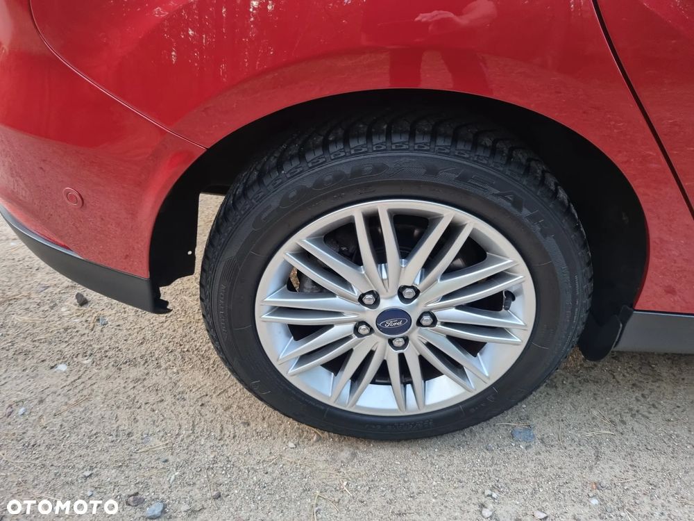 Ford Focus - 30