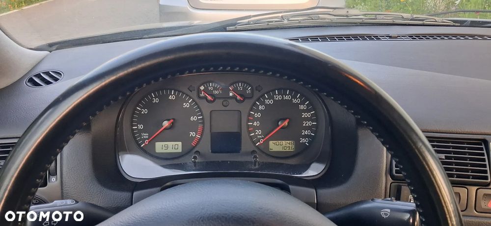 Volkswagen Golf 1.6 Basis - 10