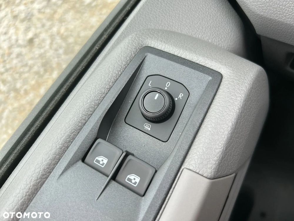 Volkswagen Crafter 35 Furgon L3H3, 2.0 TDI 177 KM, Wysoki dach, r. o. 3640mm - 32