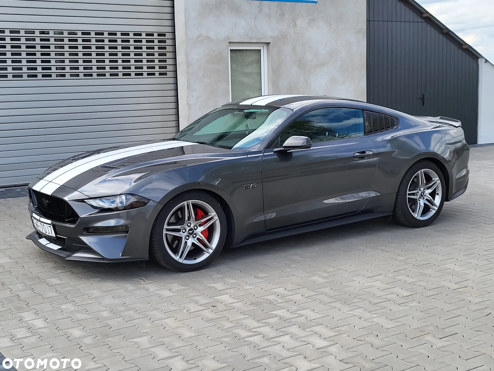 Ford Mustang 5.0 V8 GT - 5