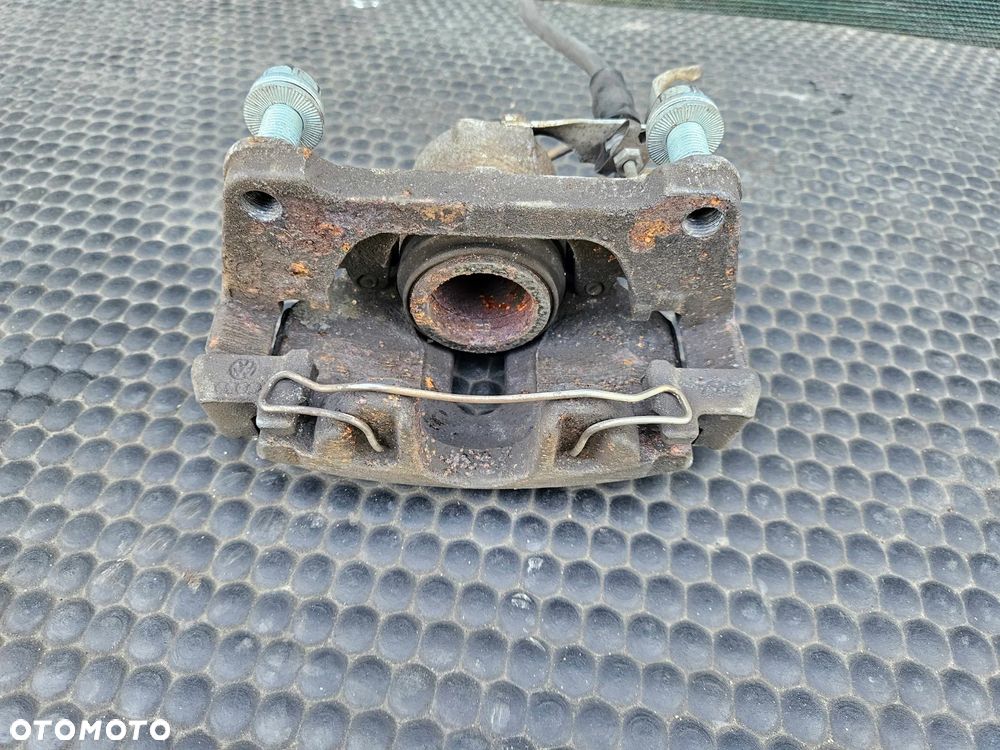 Zacisk Zaciski Jażmo Przód Przednie Hamulcowy Hamulcowe AUDI A4 B6 B7 VW 288mm - 16