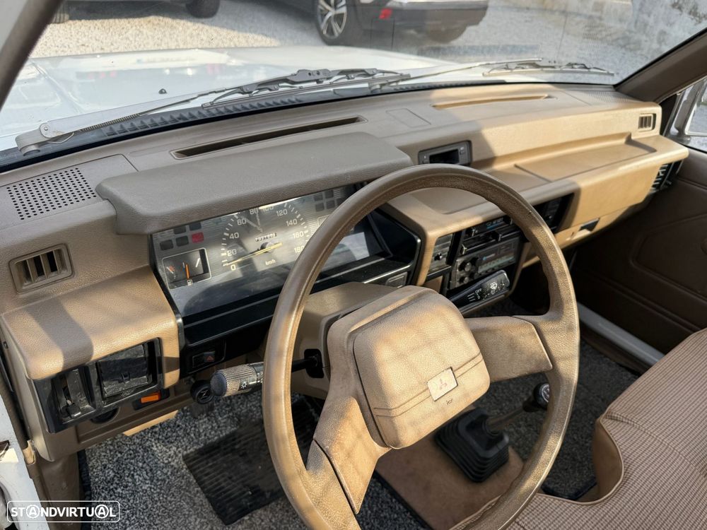 Mitsubishi L200 2.5 D - 9