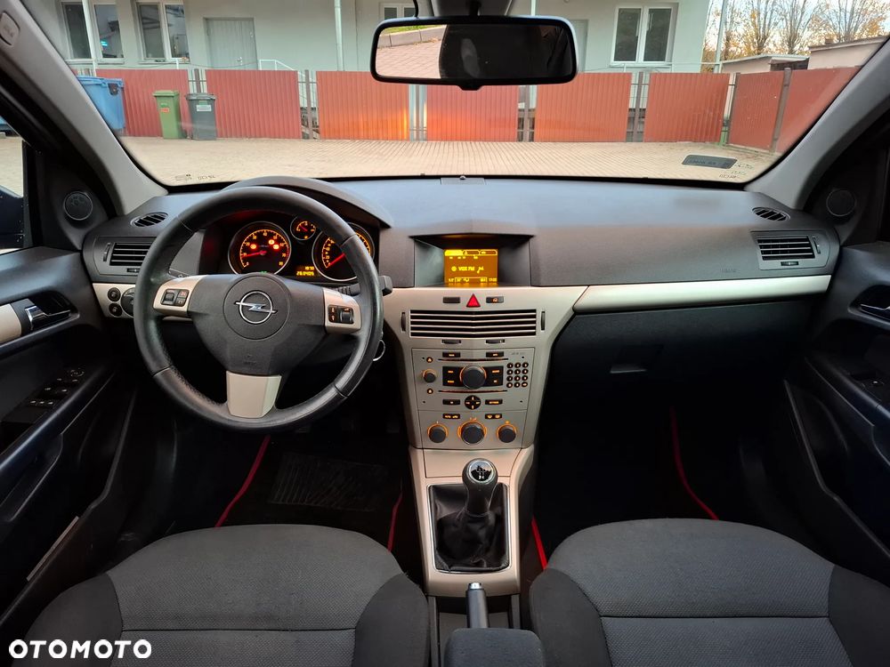 Opel Astra - 11
