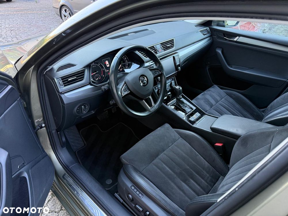 Skoda Superb 2.0 TDI DSG Premium Edition - 7