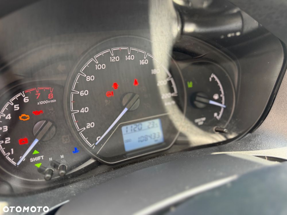 Toyota Yaris - 16