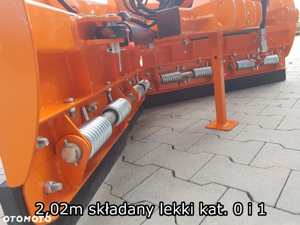 Pług SKŁADANY do śniegu komunalny śnieżny STRZAŁKA METAL TECHNIK 1,52m 1,82m 2,02m  2,1m 2,22m 2,6 3 - 11