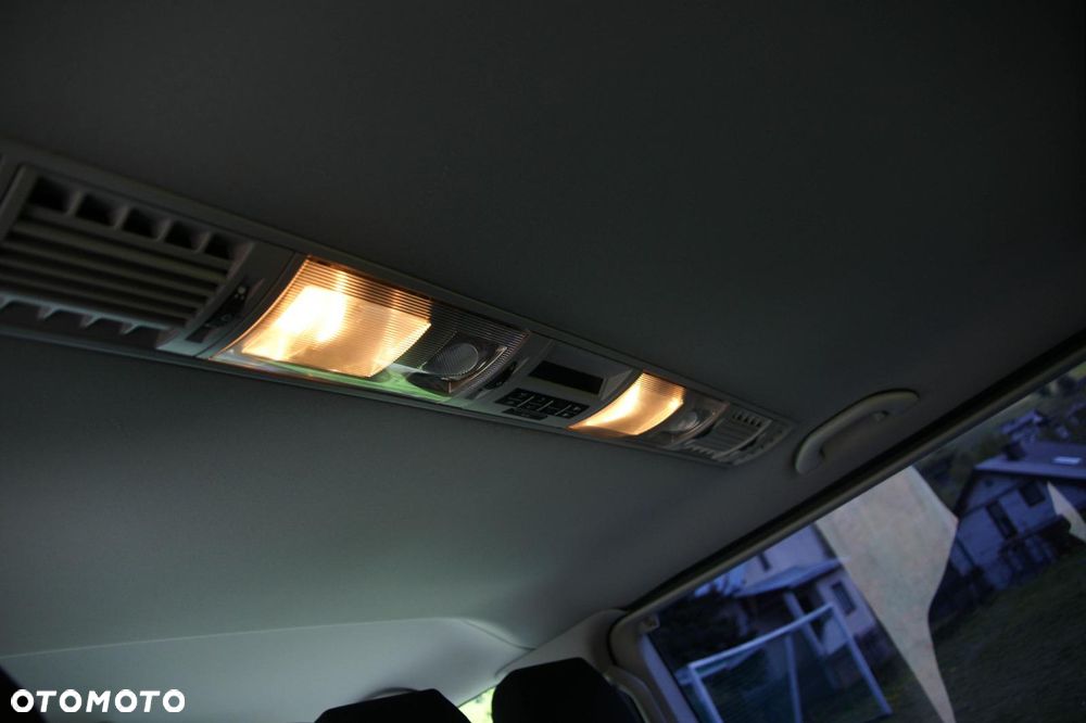 Volkswagen Transporter - 10