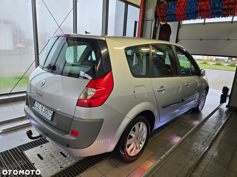 Renault Scenic - 10
