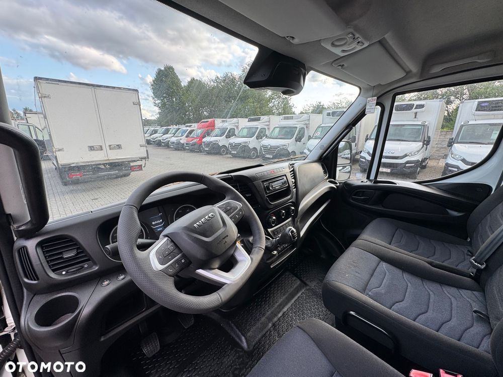 Iveco DAILY 60c16 50C15 50C17 35C14 35C15 35C17 35C18 70C17 72C15 70C18 Izoterma Chłodnia  9/8 euro palet - 15