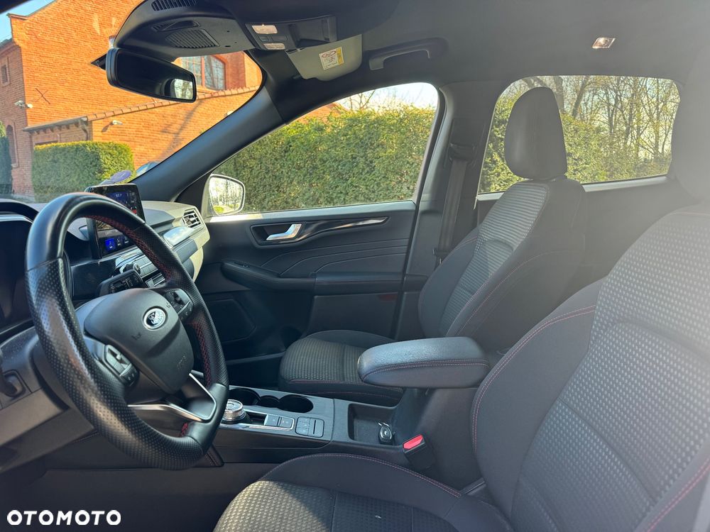 Ford Kuga 2.5 Duratec FHEV ST-LINE - 16