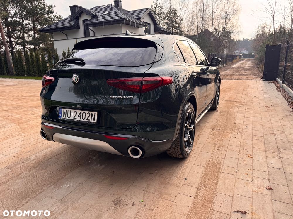 Alfa Romeo Stelvio 2.0 Turbo TI Q4 - 7