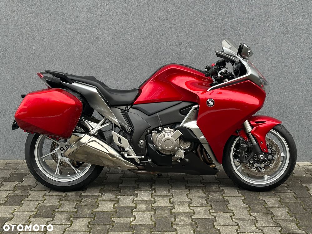 Honda VFR - 6