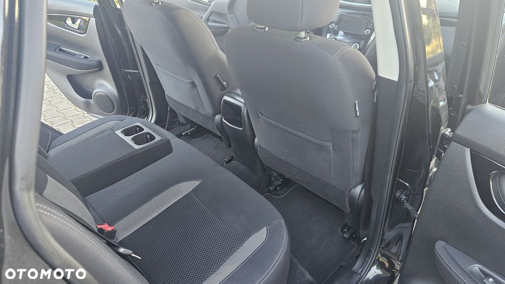 Nissan Qashqai - 16