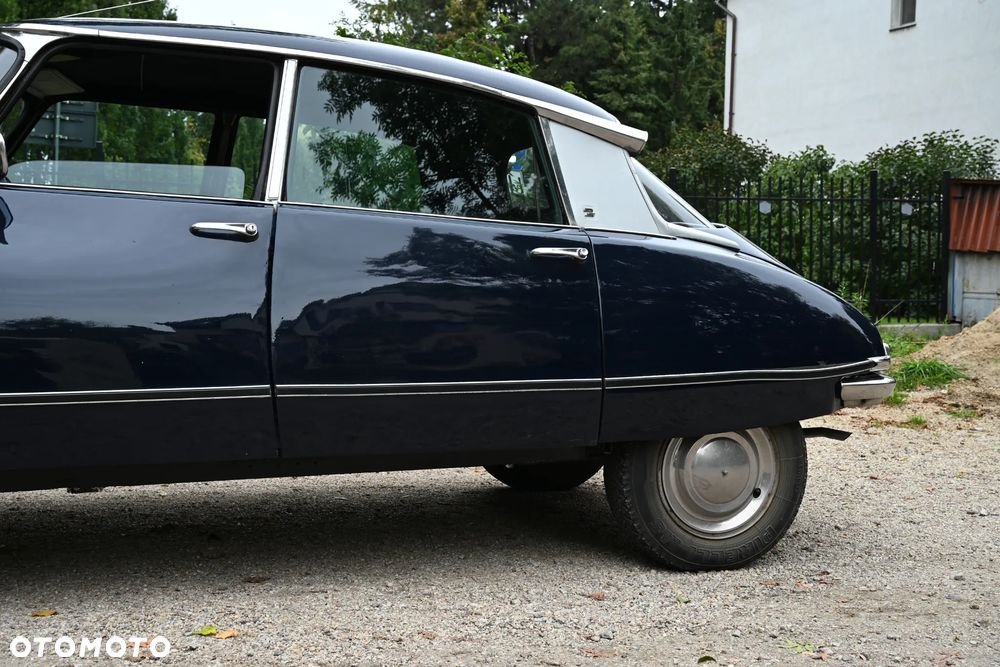 Citroën DS - 12