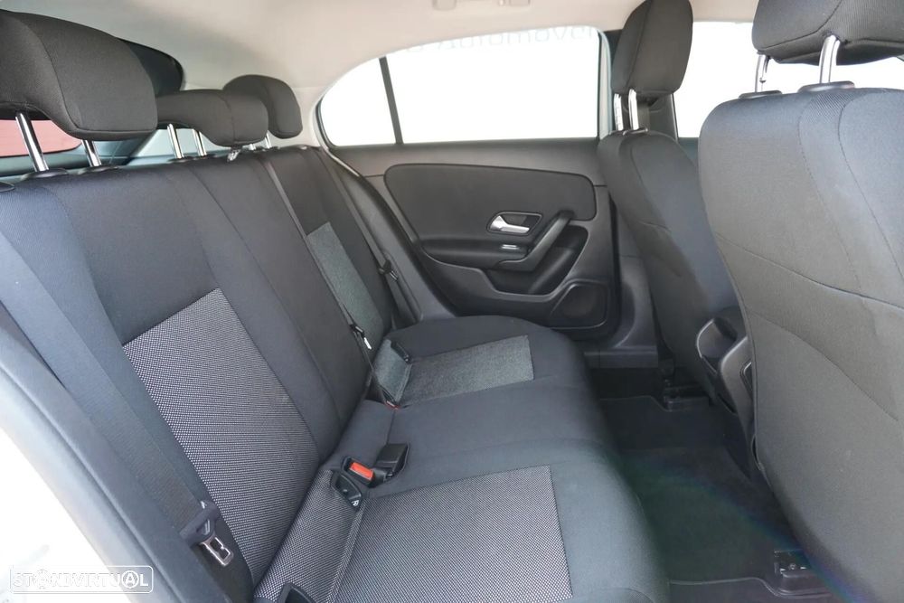 Mercedes-Benz A 180 d Business Solutions - 14