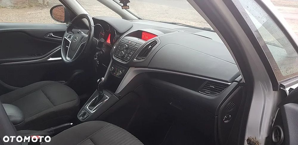 Opel Zafira Tourer 2.0 CDTI Automatik Style - 16