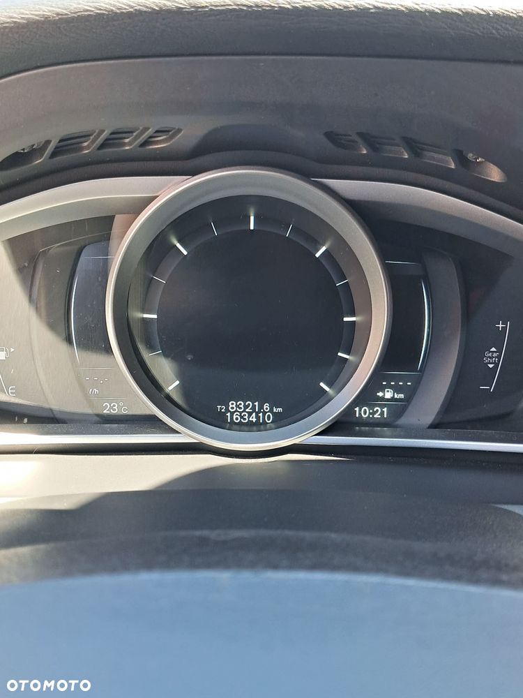 Volvo V40 D2 Drive-E R-Design Momentum - 13