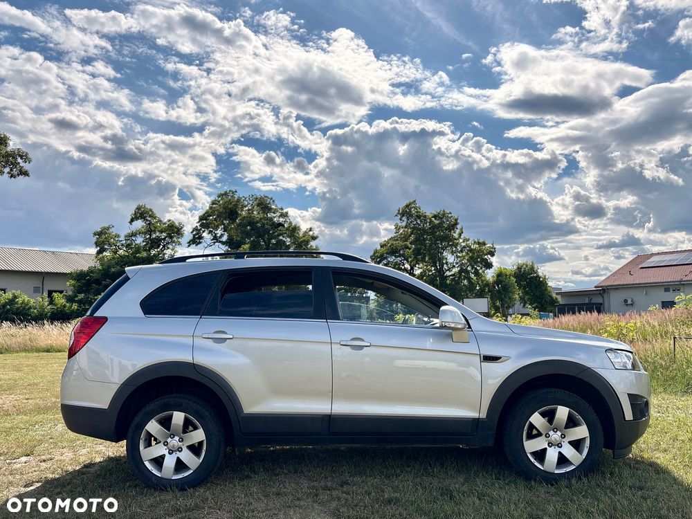 Chevrolet Captiva 2.2 2WD LS - 5