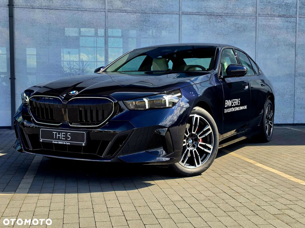 BMW Seria 5 520d xDrive mHEV - 15