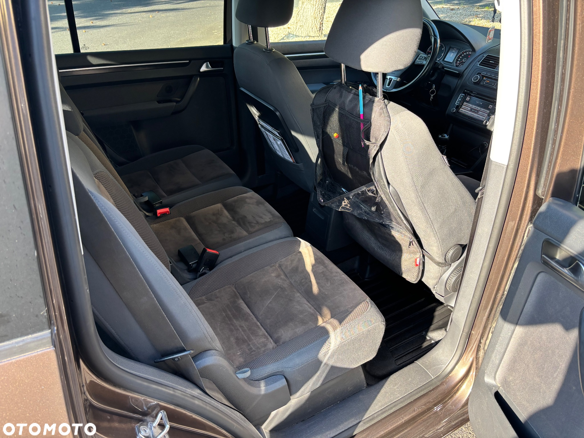 Volkswagen Touran 2.0 TDI DPF Highline - 22