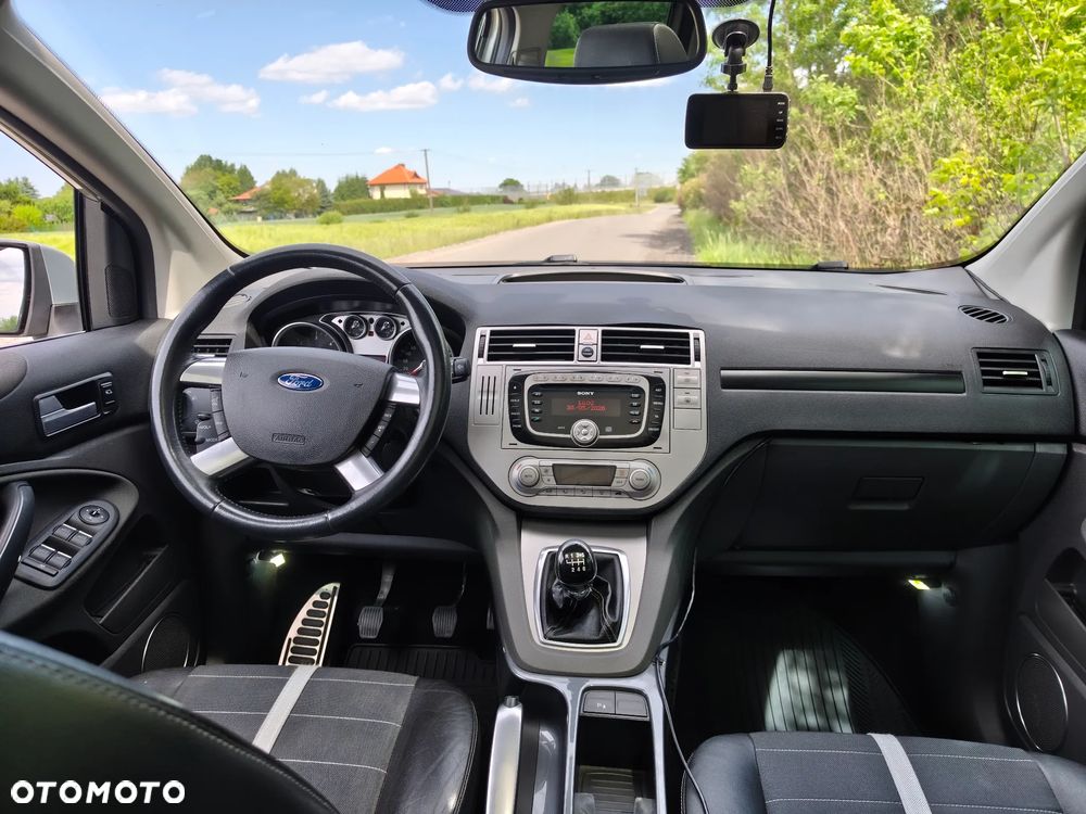 Ford Kuga 2.0 TDCi Titanium - 15