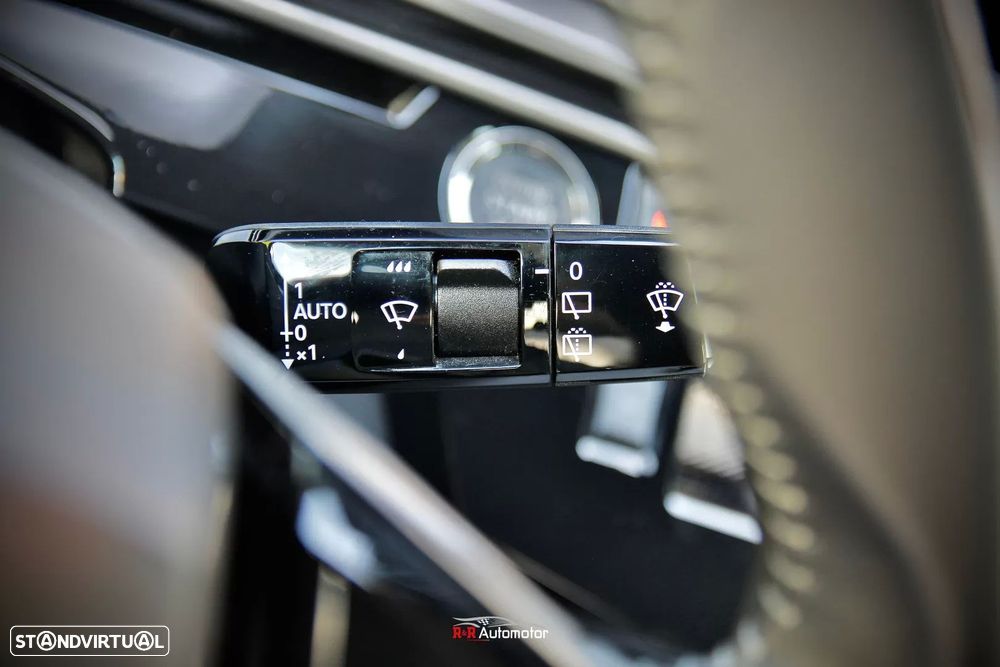 Peugeot 5008 1.2 Hybrid Allure e-DCS6 - 26