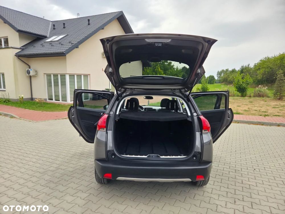 Peugeot 2008 1.6 e-HDi Allure S&S - 24