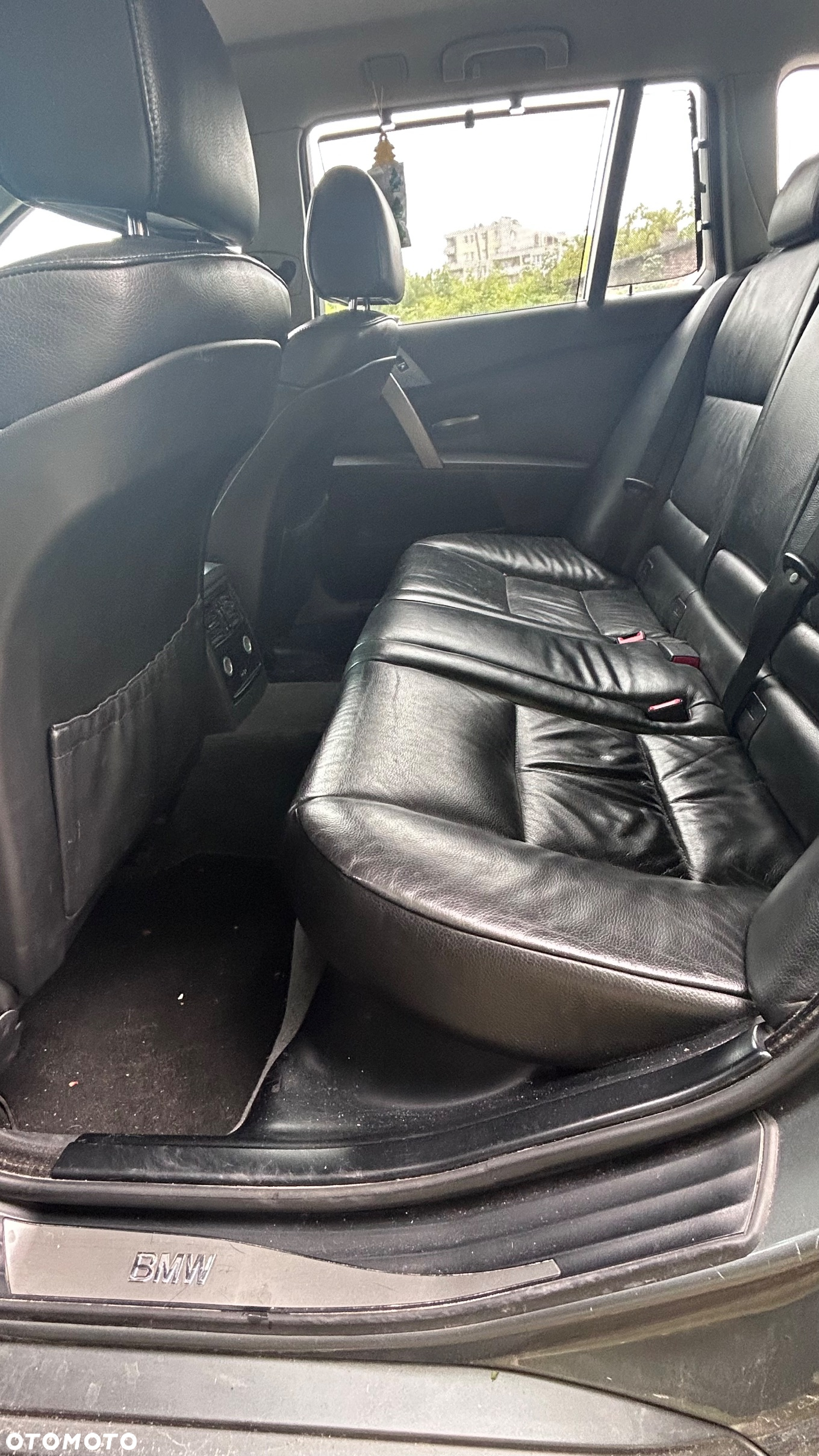 BMW Seria 5 525i Touring - 6
