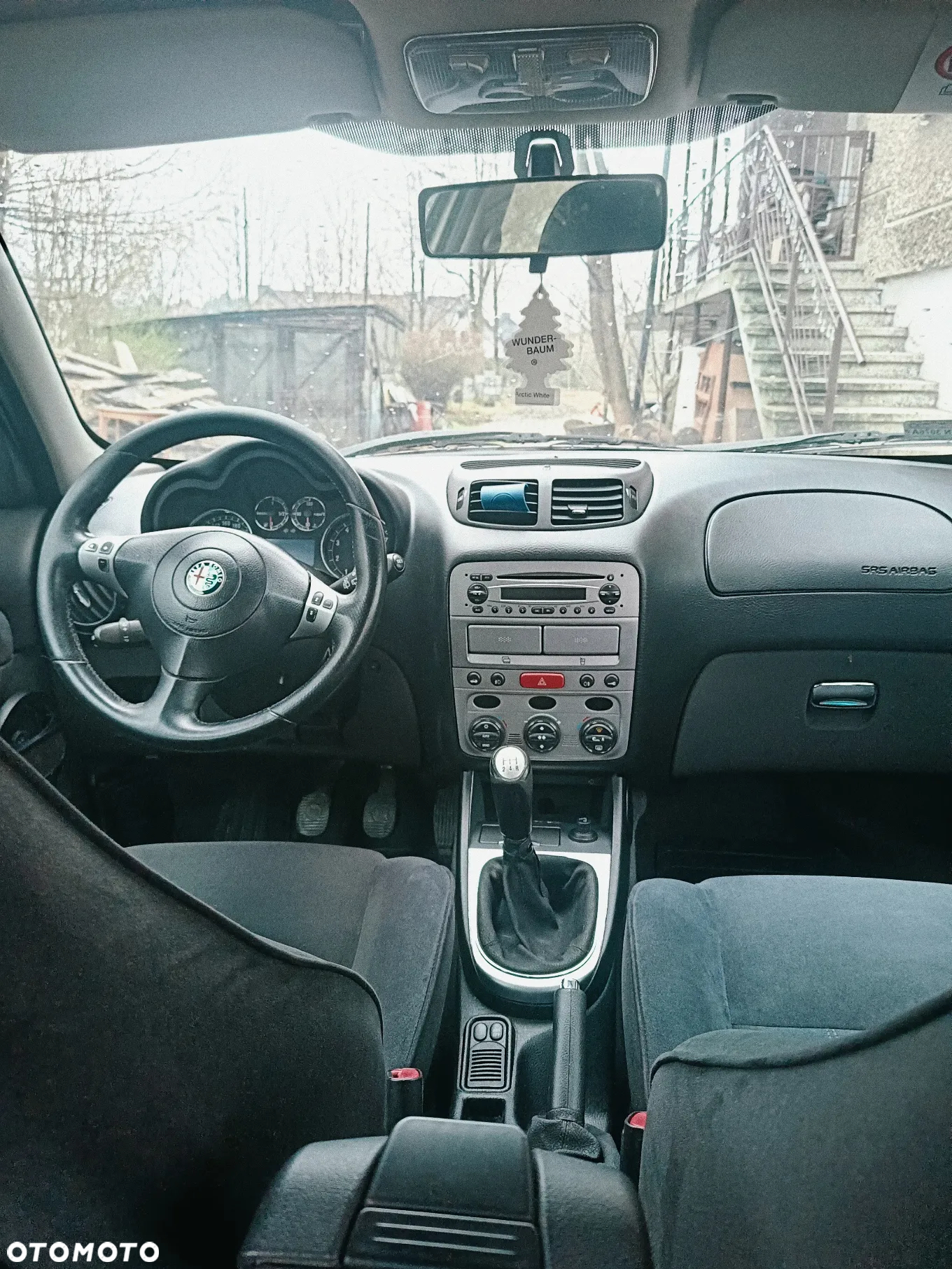 Alfa Romeo 147 2.0 Twin Spark Distinctive - 13
