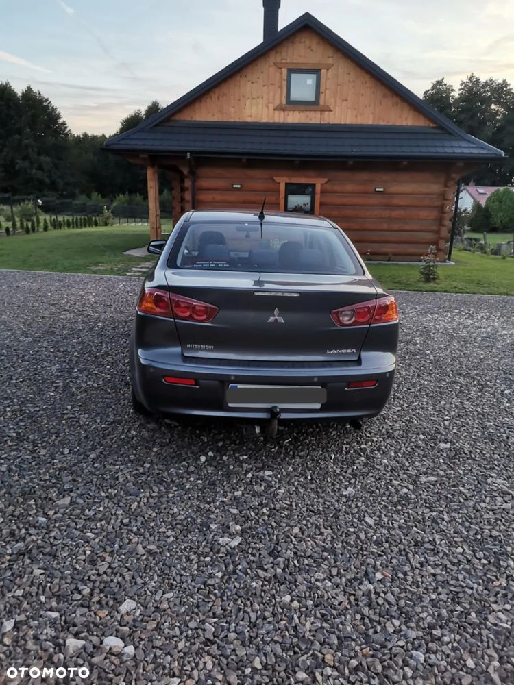 Mitsubishi Lancer - 3