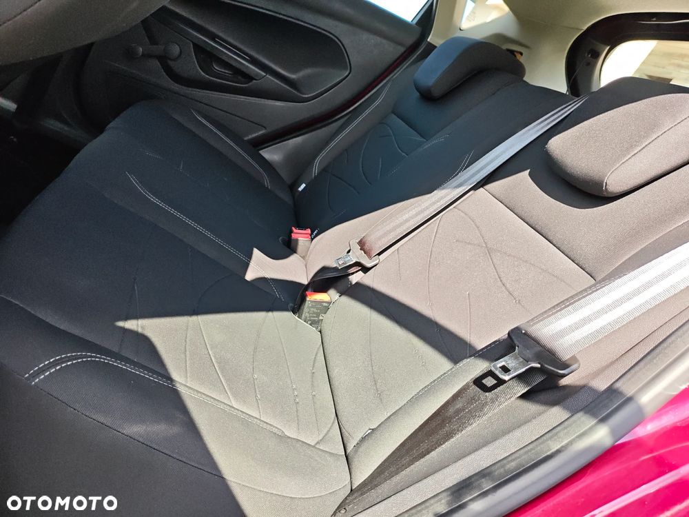 Ford Fiesta 1.25 SYNC Edition - 31