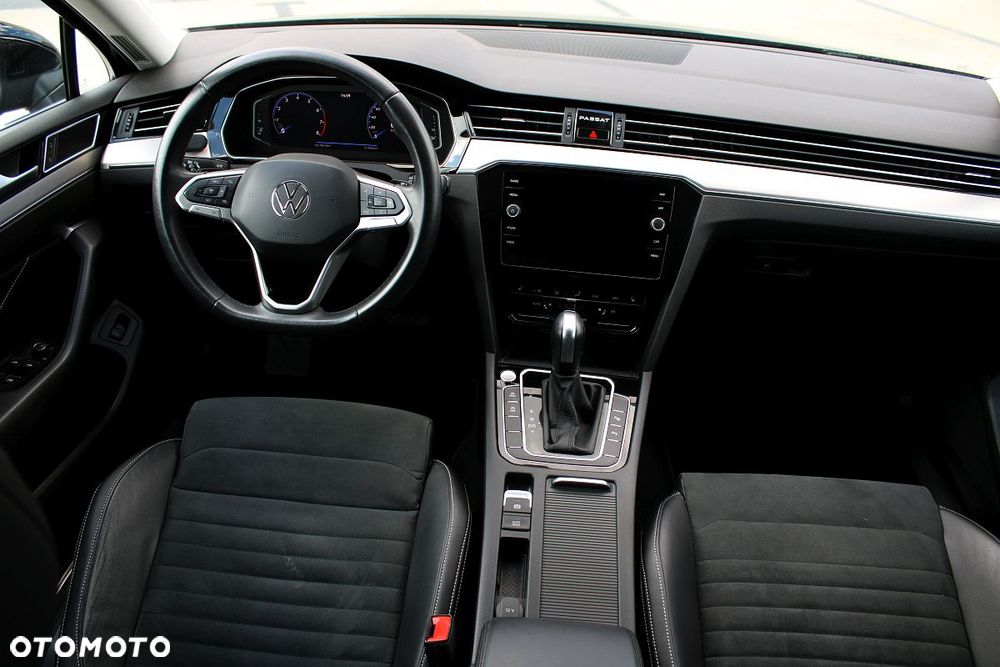 Volkswagen Passat 2.0 TSI Elegance DSG - 3