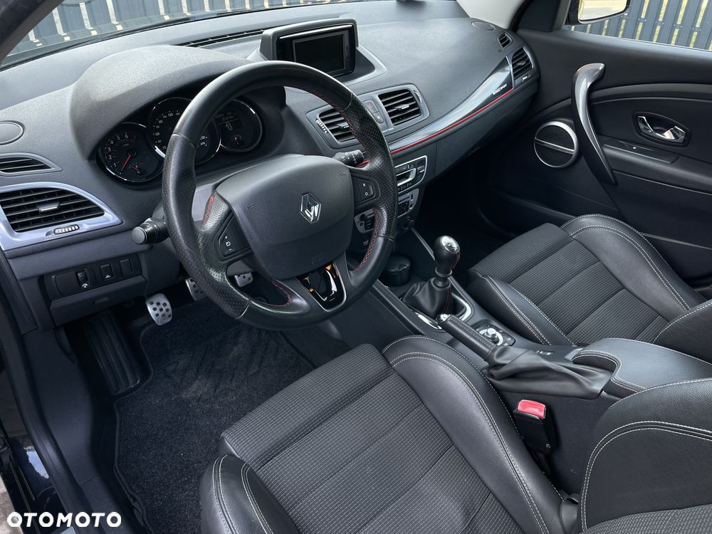 Renault Megane TCe 180 GT - 9