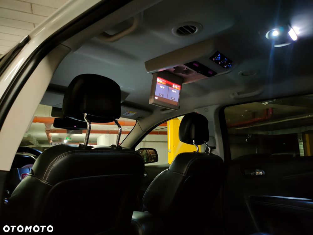 Fiat Freemont 2.0 Multijet 16V DPF Automatik Allrad Lounge - 16