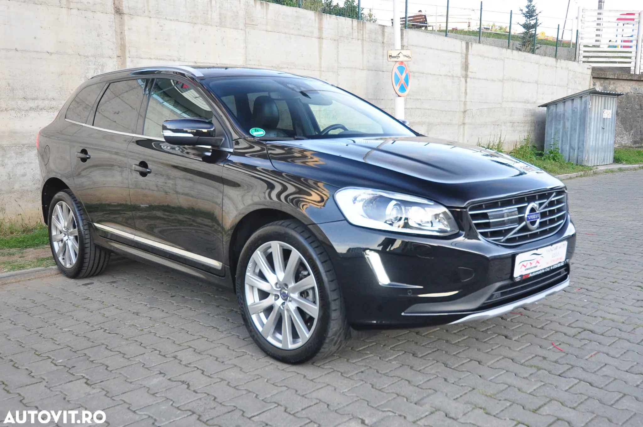 Volvo XC 60 D5 AWD Geartronic Linje Inscription - 2