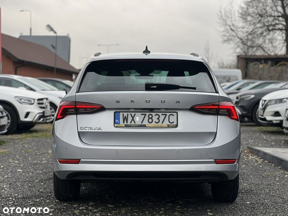 Skoda Octavia - 10
