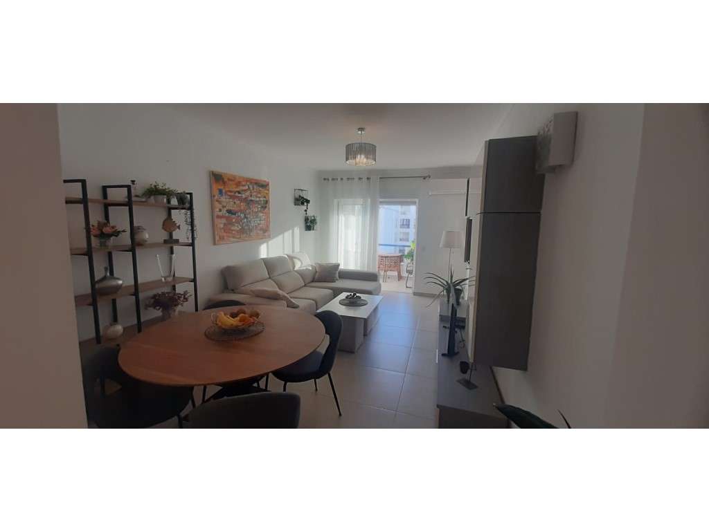 Apartamento T1 em condomínio com Piscina a 2 minutos da praia - Grande imagem: 3/29