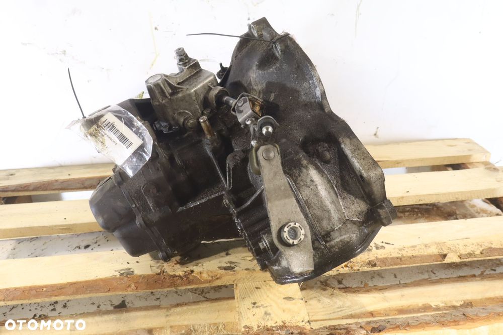 SKRZYNIA BIEGÓW 5 BIEGOWA OPEL CORSA D LIFT 1.4 55565177 - 3