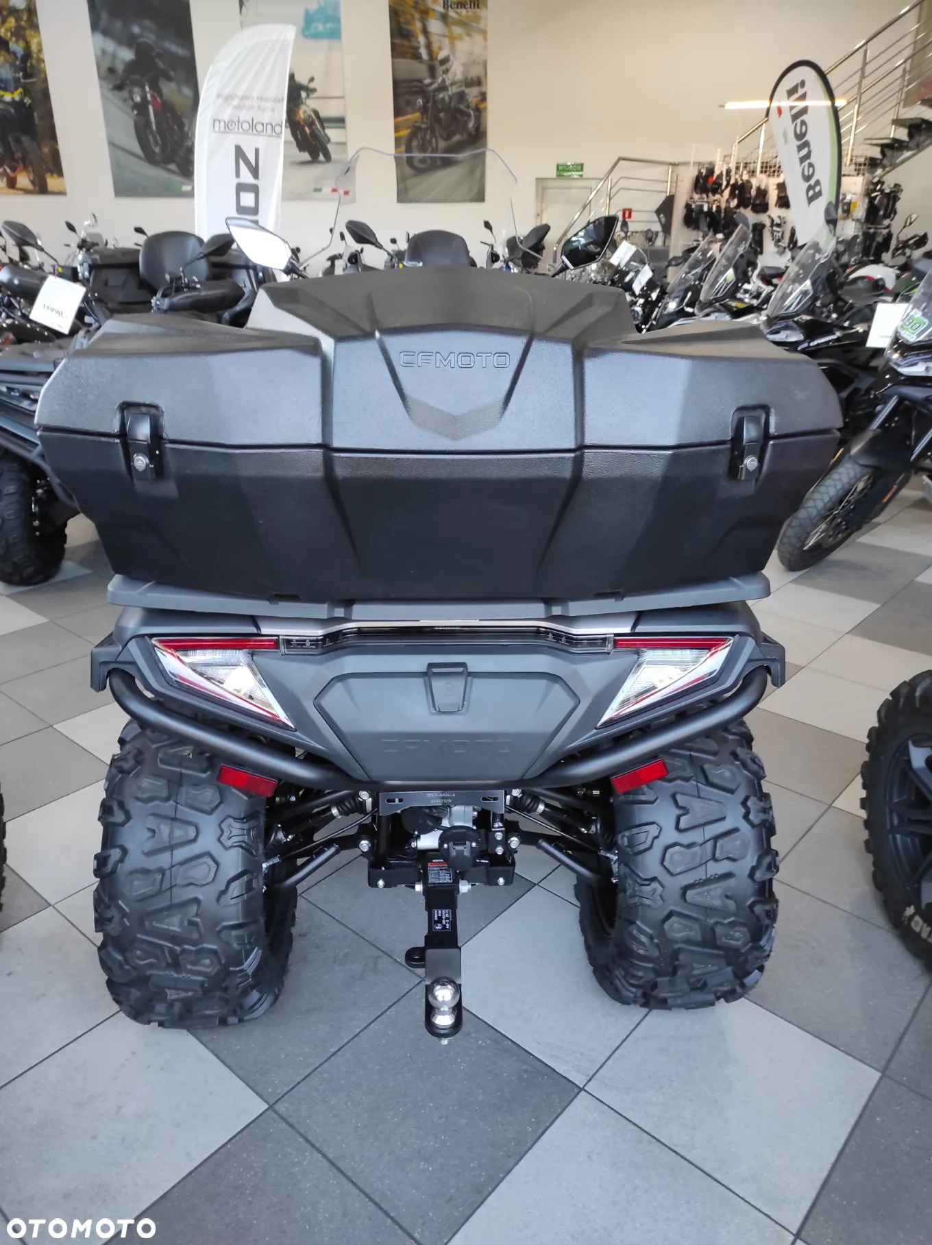 CFMoto CForce - 6