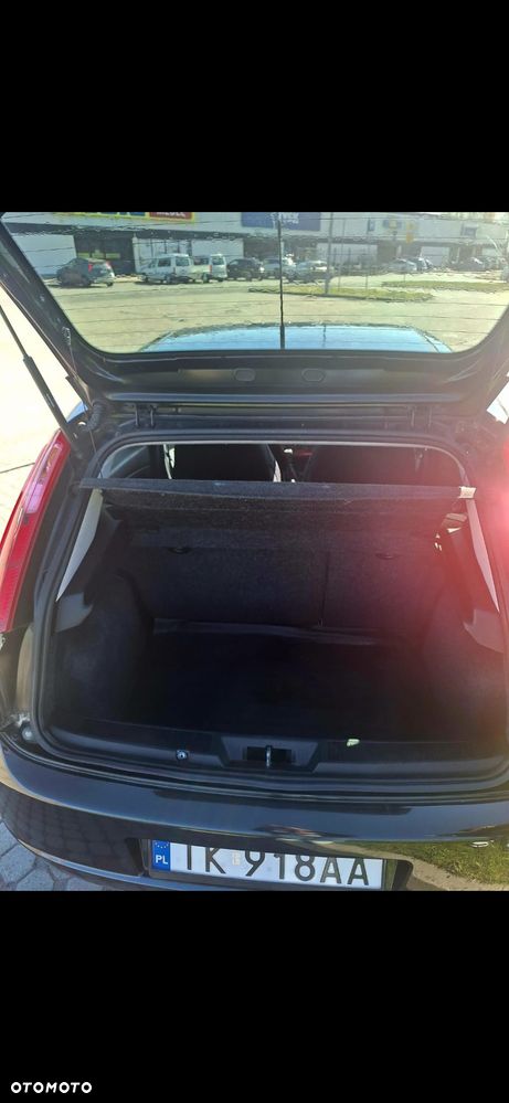 Fiat Grande Punto - 4