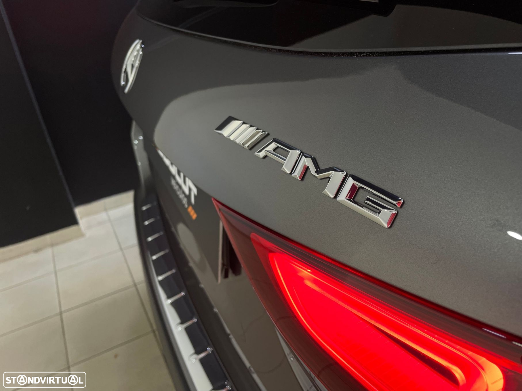Mercedes-Benz GLA 180 d AMG Line - 40