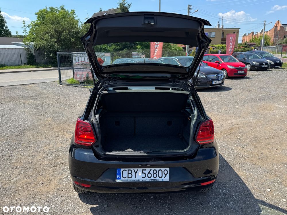 Volkswagen Polo 1.0 Trendline Perfectline - 23