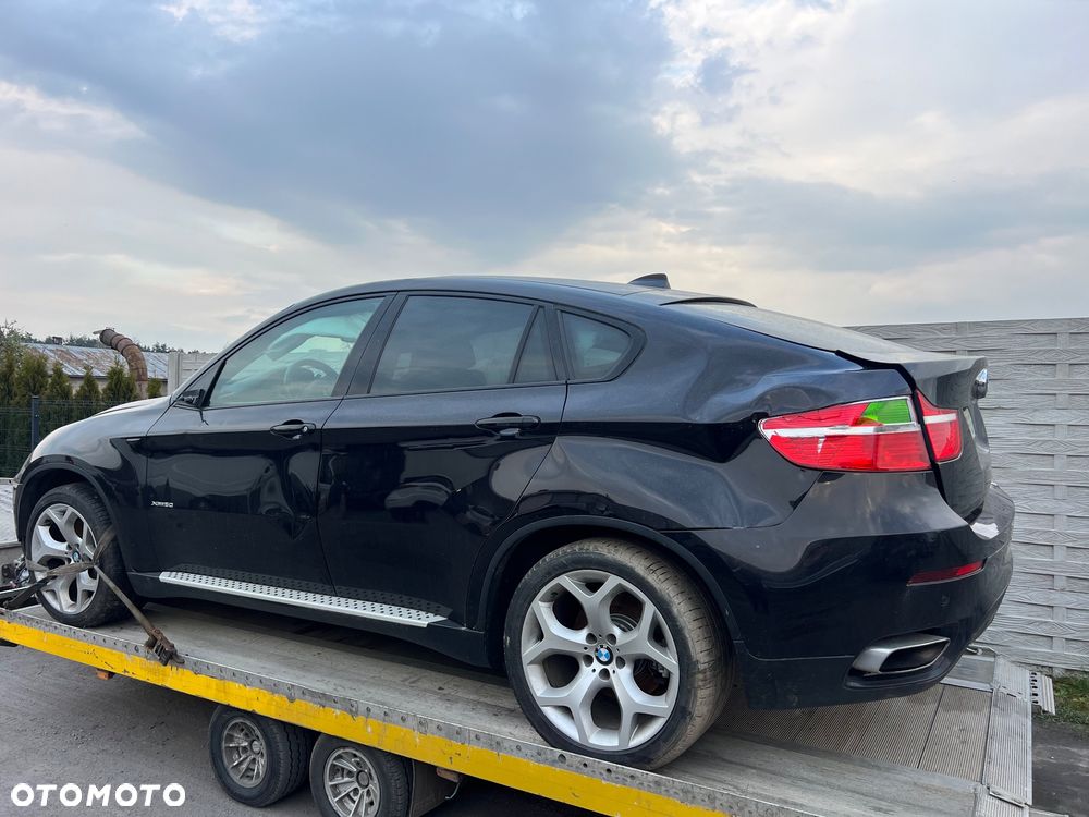 BMW X6 xDrive50i Edition Exclusive - 20