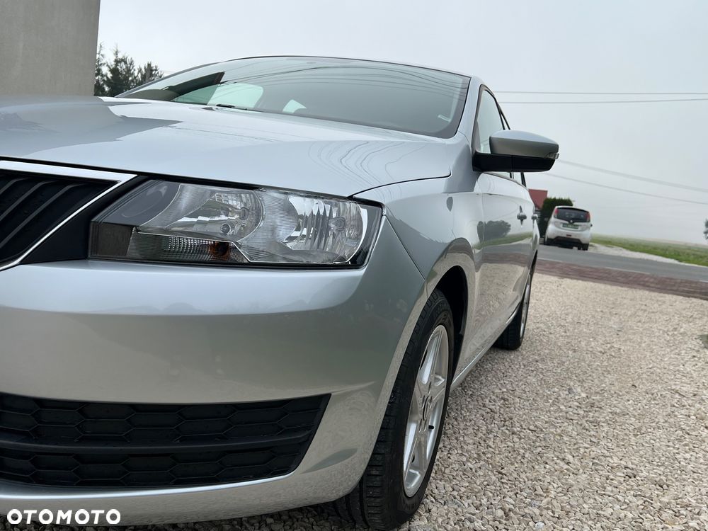 Skoda RAPID - 15