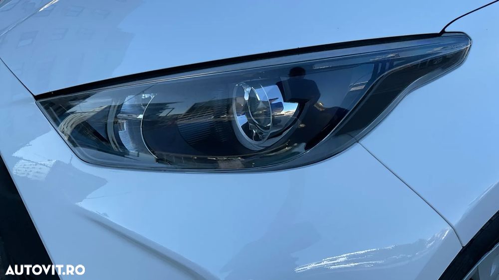 Toyota Yaris 1.5 VVT-i HSD Eco - 18