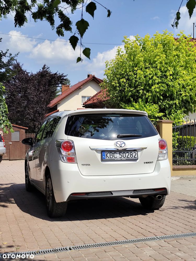 Toyota Verso 1.8 Premium EU5 7os - 6